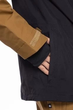 Veste Snow 686 Gore-Tex Core Shell Goblin Green 22 Veste Snow 686 Gore-Tex Core Shell Goblin Green -Magasin De Snowboard Professionnel Gt Core Gore Tex Shell Goblin Green 686 9 1