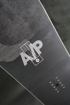 Snowboard Amplid Pentaquark 14 Snowboard Amplid Pentaquark -Magasin De Snowboard Professionnel Pentaquark Amplid Research Cartel 3 1
