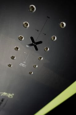 Snowboard Amplid Singular -Magasin De Snowboard Professionnel Singular Amplid Research Cartel 8 1